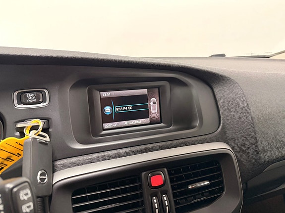 Volvo V40 22 of 29
