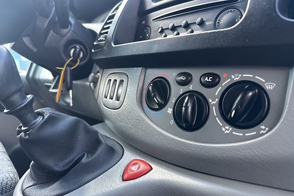 Renault Trafic 20 of 21