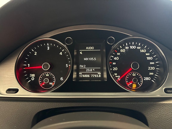 Volkswagen Passat CC 9 of 9