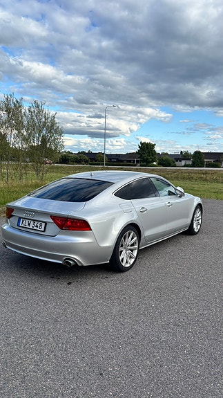 Audi A7 2 of 21