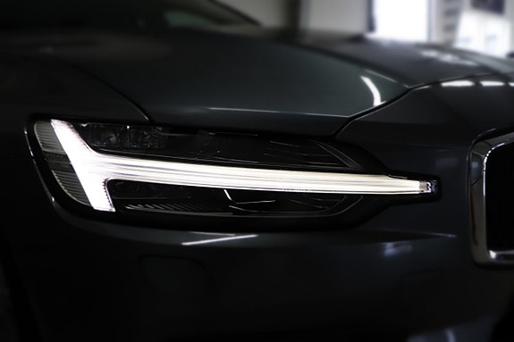Volvo V60 9 of 26