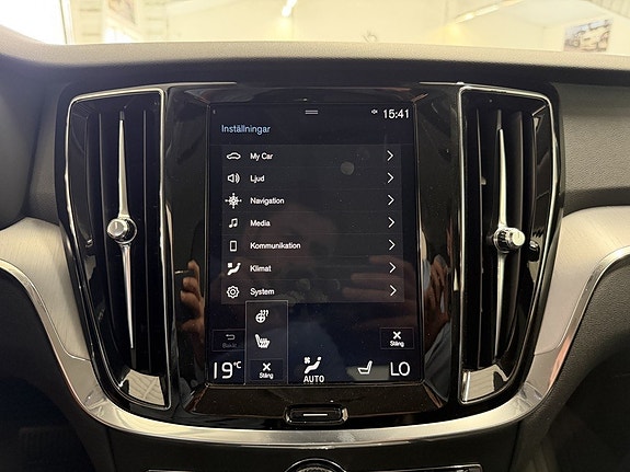 Volvo V60 20 of 26
