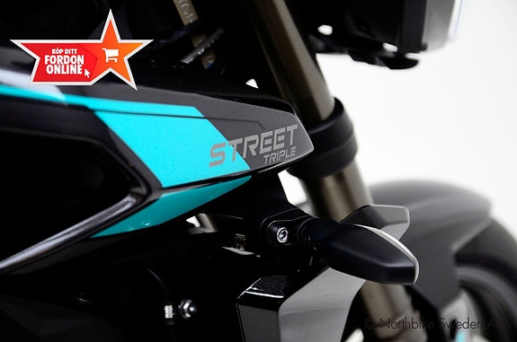 Triumph STREET TRIPLE 765 RS 10 of 14