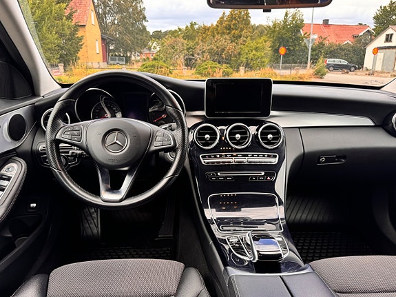 Mercedes-Benz C220 d 9 of 13
