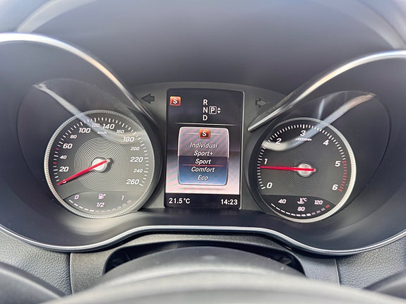 Mercedes-Benz C220 d 12 of 13