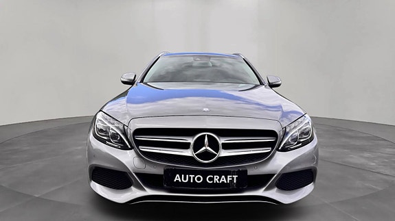 Mercedes-Benz C220 d 2 of 13