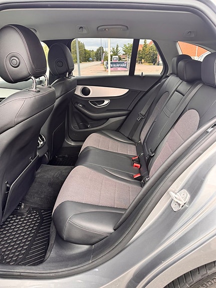 Mercedes-Benz C220 d 8 of 13