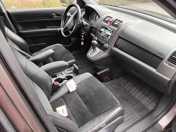 Honda CR-V 9 of 10