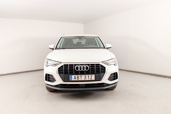 Audi Q3 5 of 26