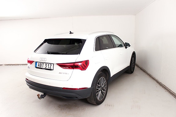 Audi Q3 13 of 26