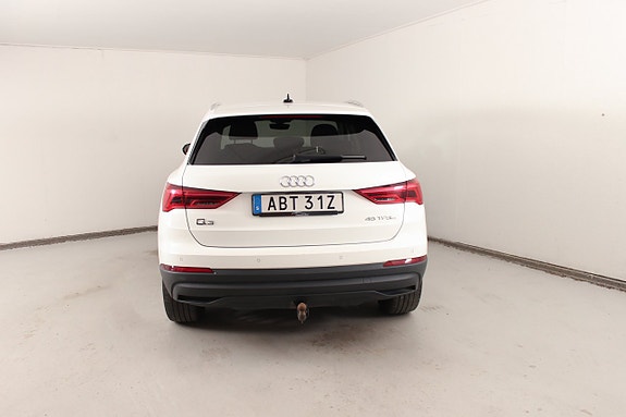 Audi Q3 11 of 26