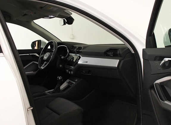 Audi Q3 23 of 26