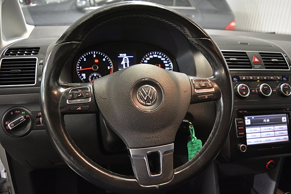 Volkswagen CrossTouran 9 of 23
