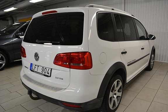 Volkswagen CrossTouran 6 of 23