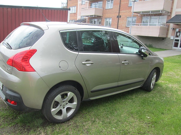 Peugeot 3008 2012
