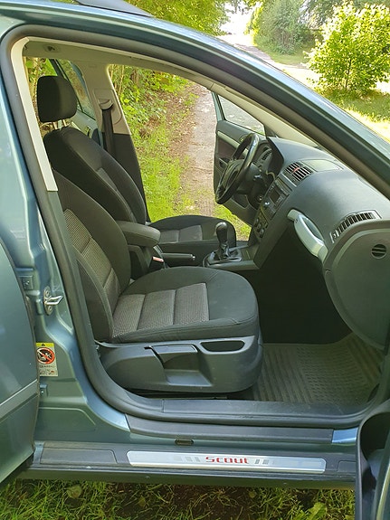 Skoda Octavia Scout 10 of 19