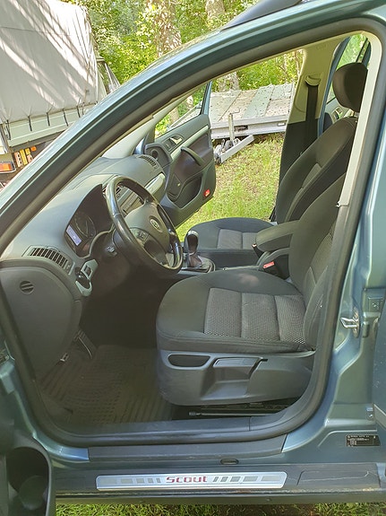 Skoda Octavia Scout 8 of 19