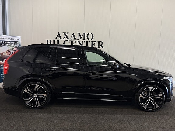 Volvo XC90 3 of 27