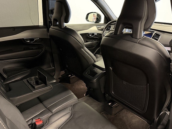Volvo XC90 9 of 27