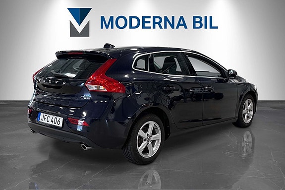 Volvo V40 6 of 23