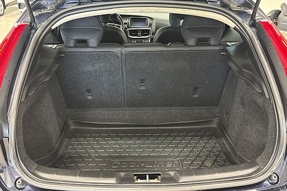 Volvo V40 23 of 23