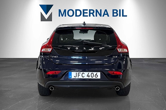 Volvo V40 5 of 23