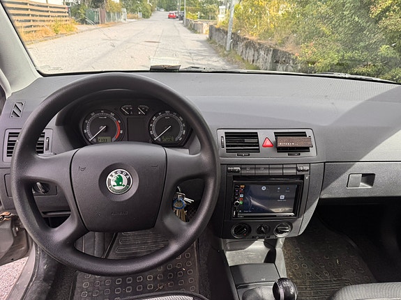 Skoda Fabia 5 of 5