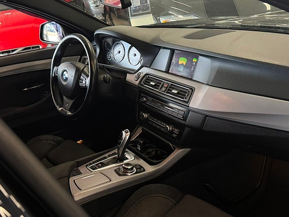BMW 520d 11 of 17