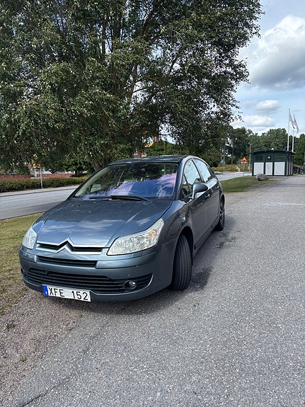 Citroen C4 3 of 10