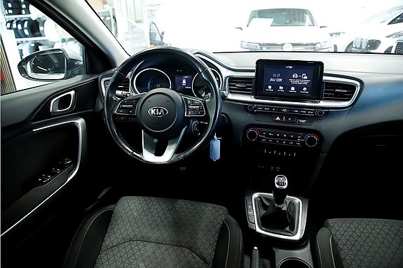 Kia Ceed 6 of 15