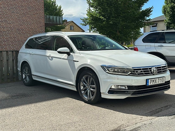 Volkswagen Passat 4 of 27