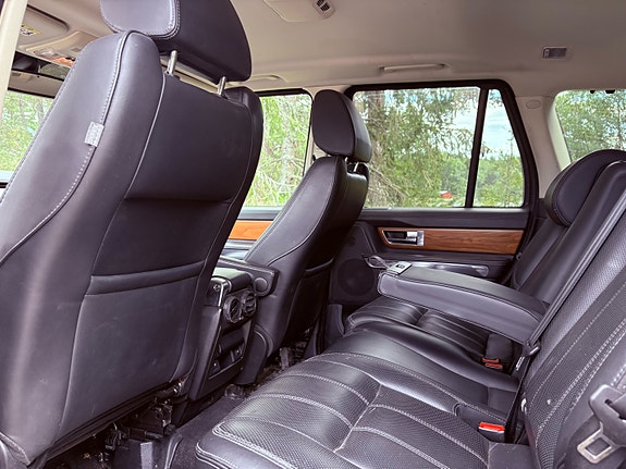 Land Rover Range Rover Sport 19 of 21