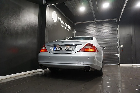 Mercedes-Benz CLS350 21 of 22