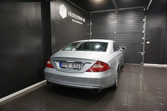 Mercedes-Benz CLS350 5 of 22