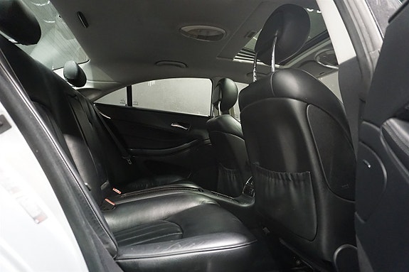 Mercedes-Benz CLS350 10 of 22