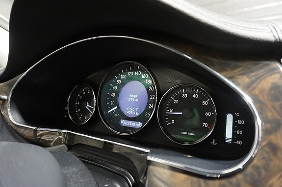 Mercedes-Benz CLS350 19 of 22