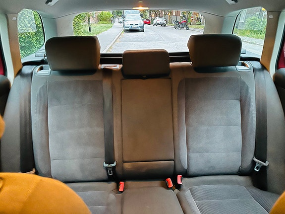 Volkswagen Golf V 9 of 10