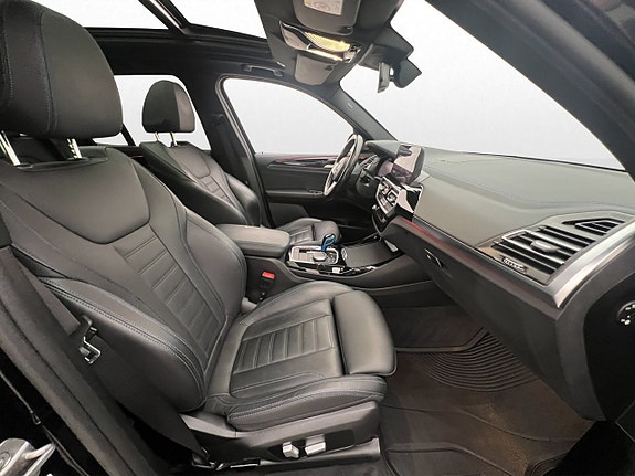 BMW iX3 17 of 30