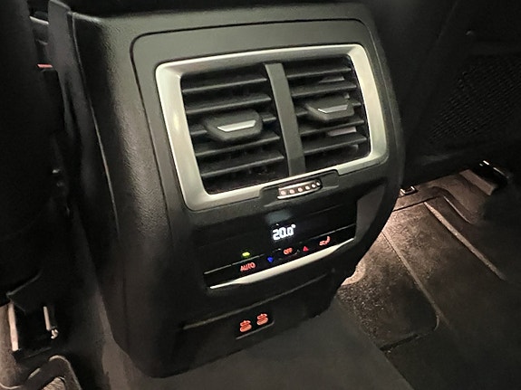BMW iX3 21 of 30