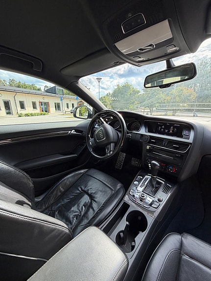 Audi S5 8 of 19