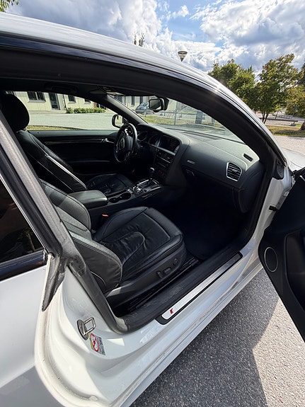Audi S5 7 of 19