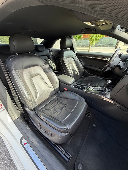 Audi S5 10 of 19