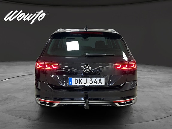 Volkswagen Passat 6 of 16