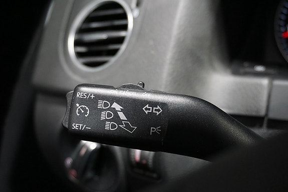 Volkswagen Golf Plus 19 of 22