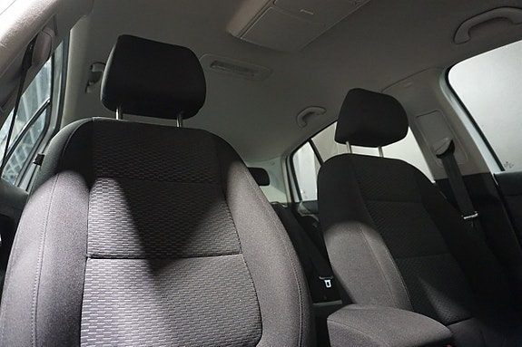 Volkswagen Golf Plus 11 of 22