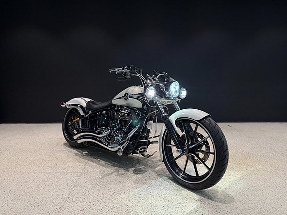 Harley-Davidson Breakout FXSB | Vance & Hines  | Screaming Eagle | Unik 2 of 13