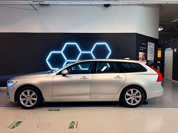 Volvo V90 6 of 14