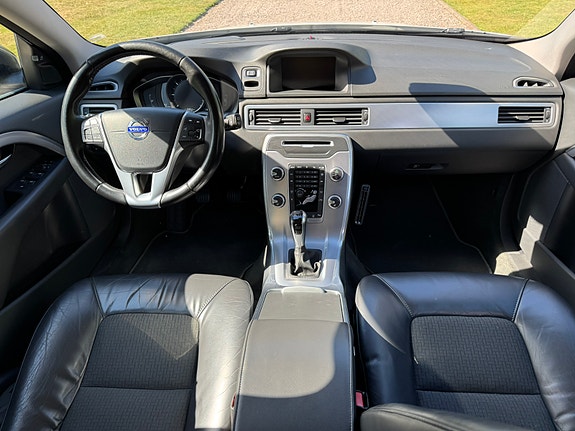 Volvo V70 9 of 10
