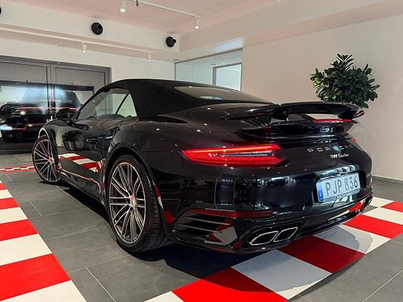 Porsche 911 Turbo 5 of 25