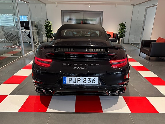 Porsche 911 Turbo 6 of 25